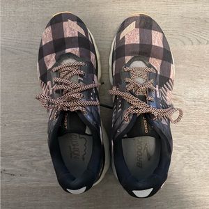 Brooks, Ghost 12, size 9. Pink and black checked